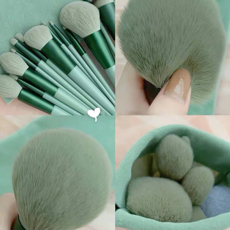 Set Of 13 Four Seasons Green Makeup Brushes Set Of 13 Four Seasons Green Makeup Brushes